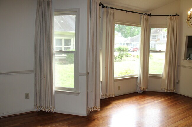 Vista de la sala de estar 3 - 139 Barn Swallow Rdg