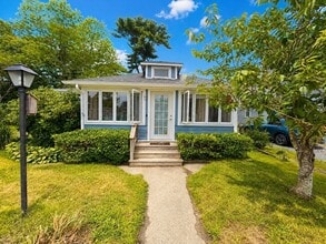 Building Photo - 11 Beechwood Pl