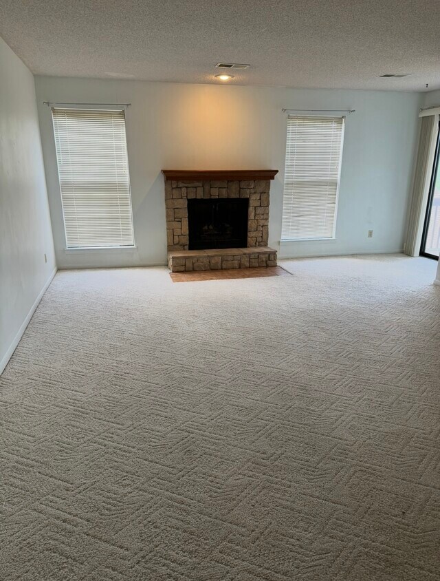 Building Photo - 12756 W 110th Ter