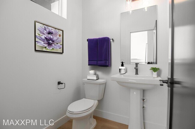 Foto del edificio - 3 br, 2.5 bath House - 964 W 350 S