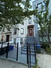Building Photo - 727 Decatur St