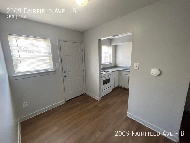 Building Photo - 2009 Fairfield Ave