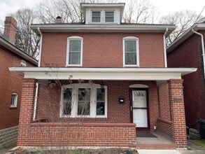 Building Photo - 680 Fayette St
