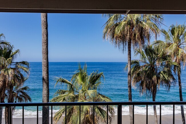 Foto del edificio - Luxury Oceanfront Condominium at Laguna Ro...