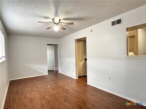 Building Photo - 1706 N Interstate 35