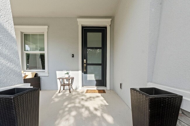 Building Photo - 14807 Winter Stay Dr