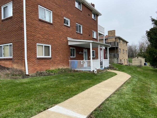 Building Photo - 11110 Glenn Dr