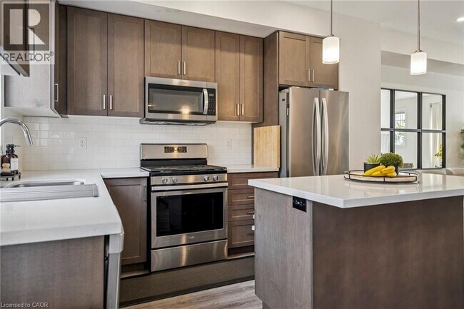 Photo du bâtiment - 1890 Rymal Rd E