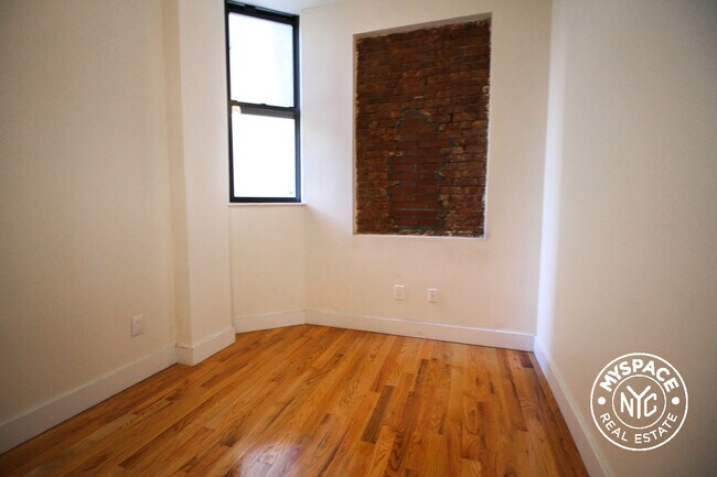 Foto del edificio - 360 Decatur St