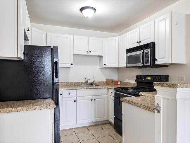 Building Photo - Bright Eckington apartment 15 min walk from NoMa-Gallaudet Metro