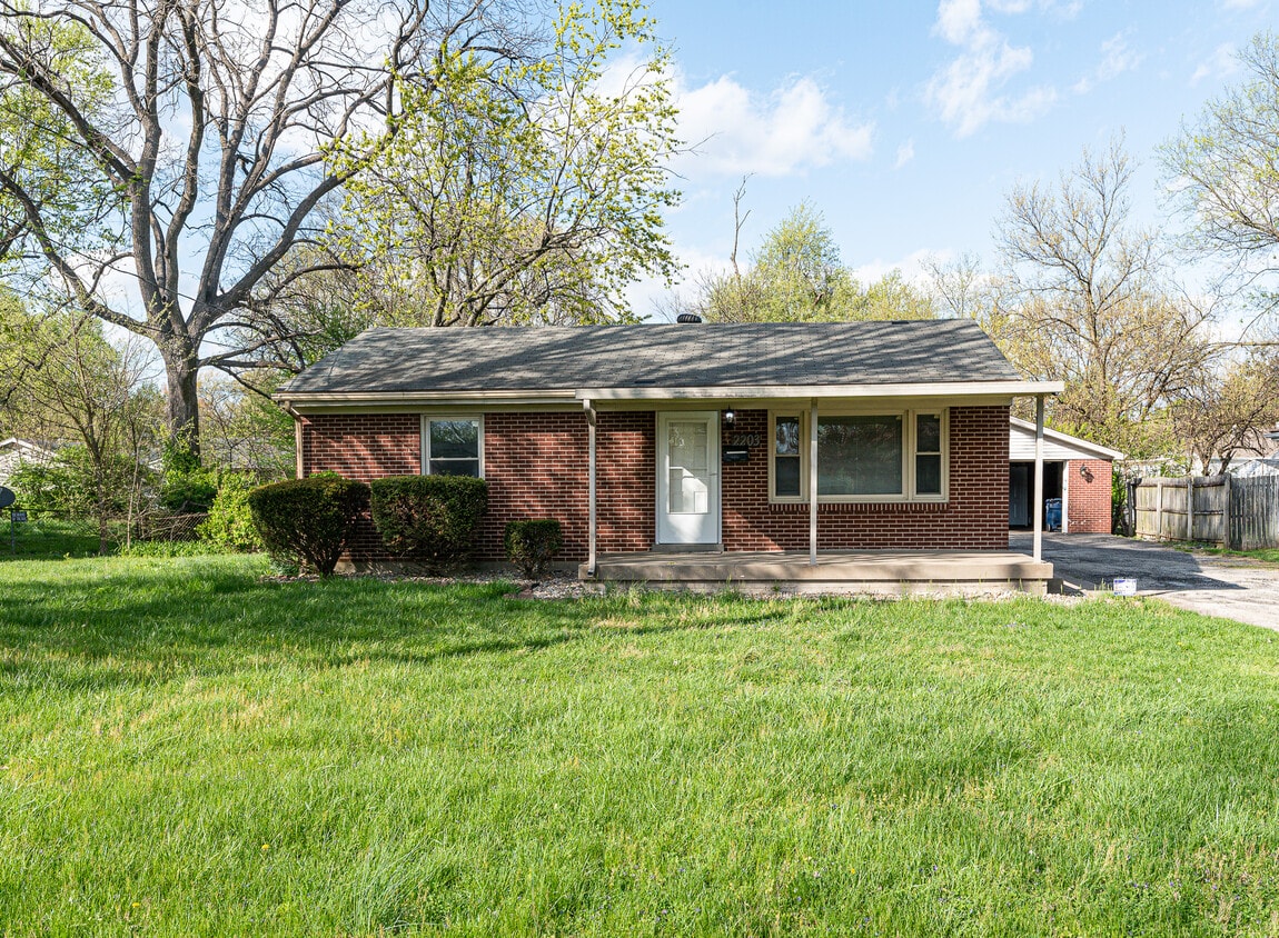 Primary Photo - 2203 Peaslee Rd