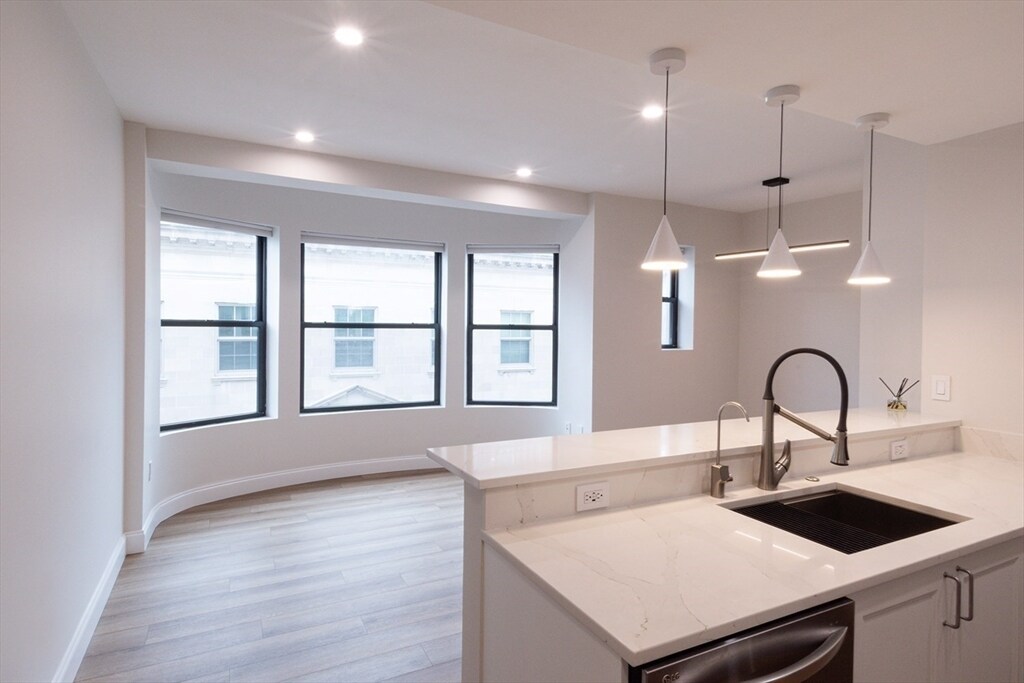 Foto principal - 636 Beacon St