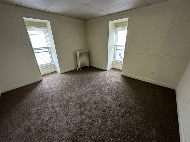 Building Photo - 2514