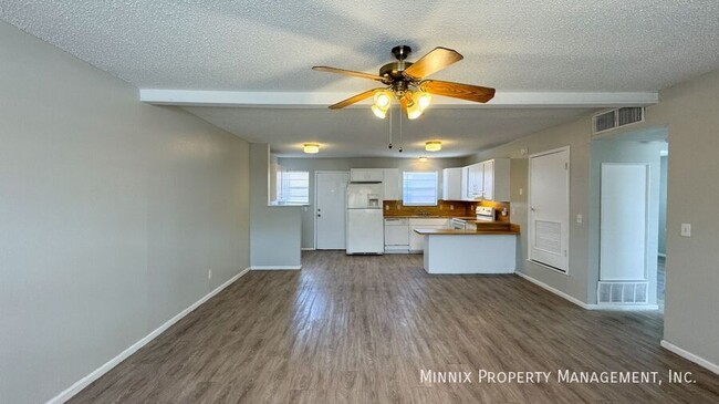 Foto del edificio - 2302 W 16th St