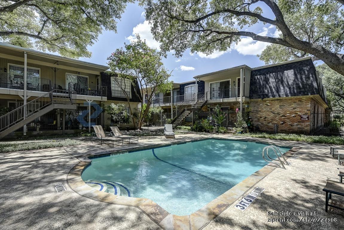 Foto principal - 5315 Fleetwood Oaks Ave