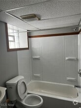 Building Photo - 1415 Olivewood Ave