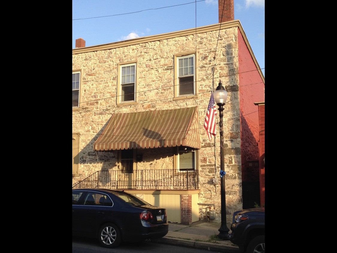 344 State St, Hamburg, PA 19526 Townhome Rentals in Hamburg PA