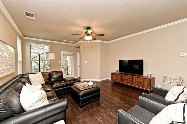 Foto del edificio - 411 S Meadowlark St