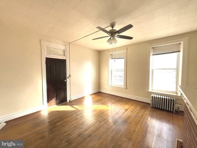 Building Photo - 41 E Antietam St