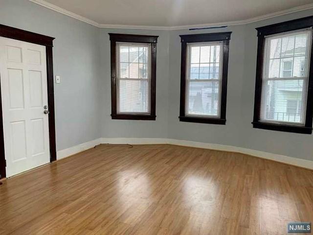 Building Photo - 2 bedroom in Paterson NJ 07502