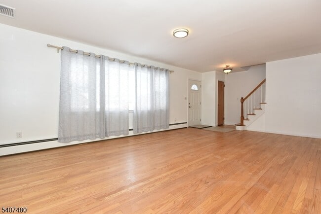 Building Photo - 49 Fayson Lakes Rd