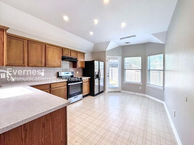 Foto del edificio - 19010 Field Cottage Ln