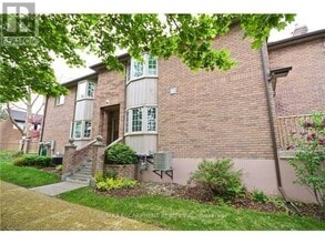 Building Photo - 38 Elora Dr