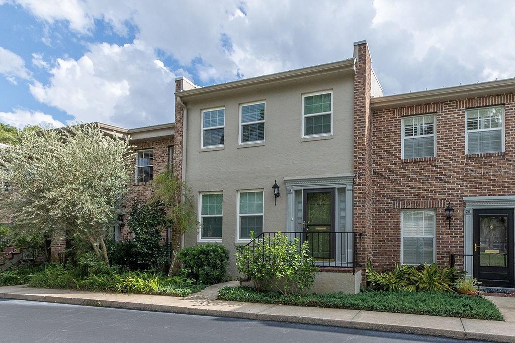 117 N Garfield Ave, DeLand, FL 32724 Townhome Rentals in DeLand FL