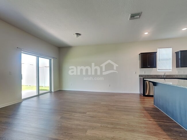 Foto del edificio - 11516 Pace Bend Ct