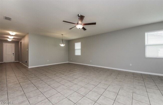 Foto del edificio - 4507 SE 9th Pl