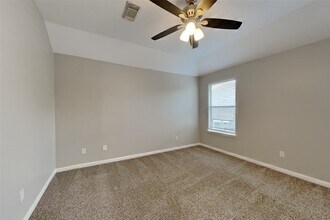 Building Photo - 14706 Trailbrook Dr