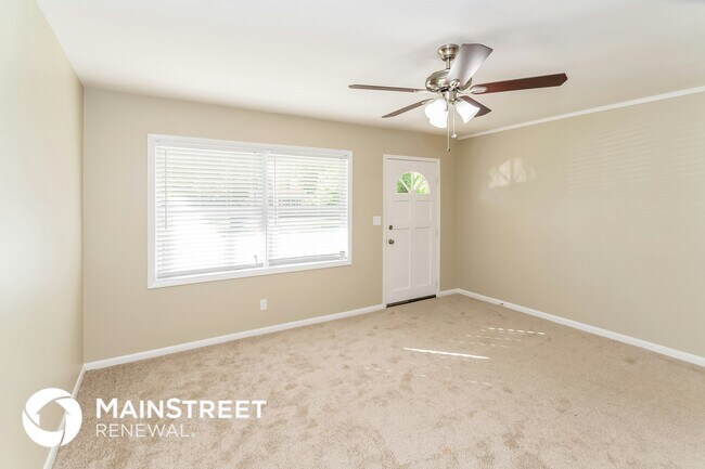 Foto del edificio - 1114 Rainbow Dr NE