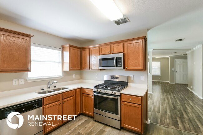 Building Photo - 8418 Favero Cove