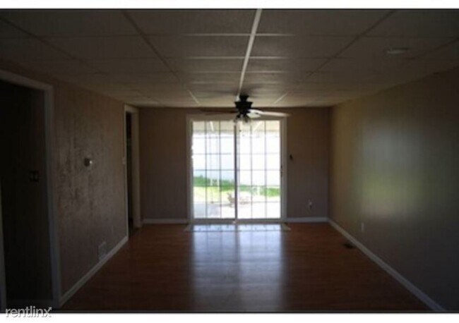 Building Photo - 3 br, 1 bath House - 254 Grandview Blvd