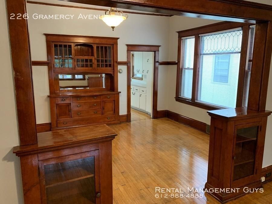 Primary Photo - 3 bedroom in Minneapolis MN 55405