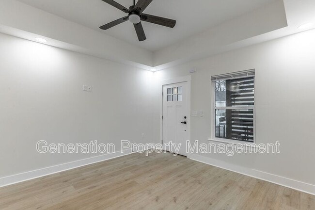 Building Photo - 1124 Garfield St