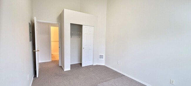 Building Photo - Bothell Hidden Creek 2BD/2BA Home