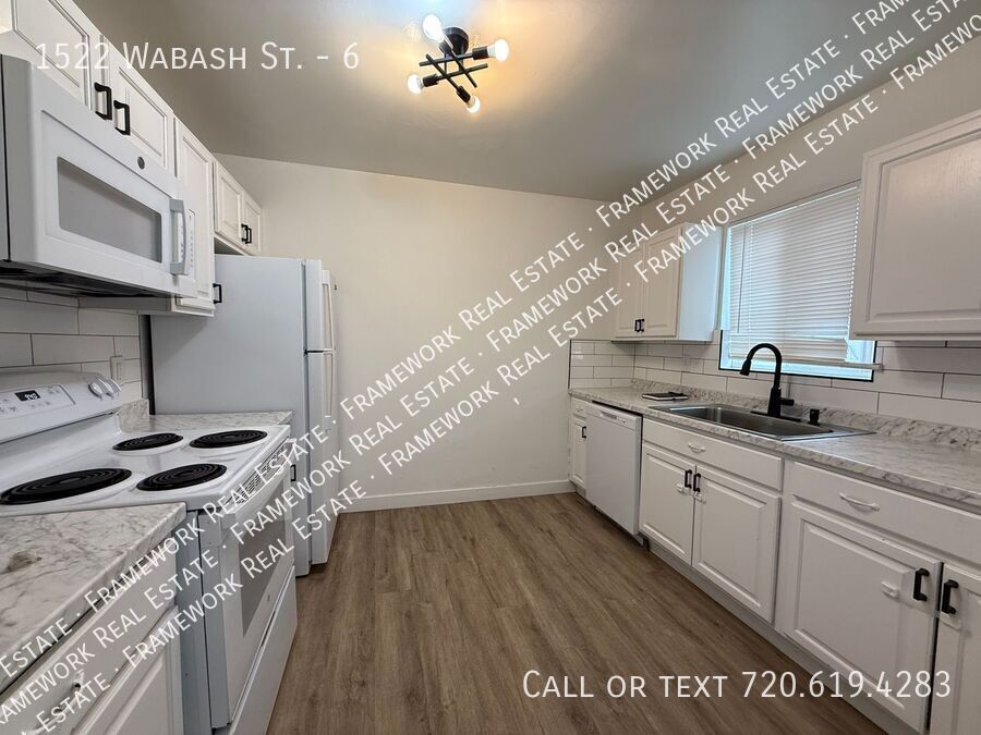 Photo - 1522 Wabash St.-6