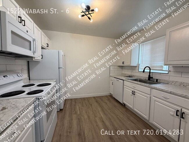 Photo - 1522 Wabash St Apartment
