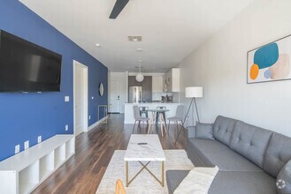 Building Photo - 701 W Rio Salado Pkwy