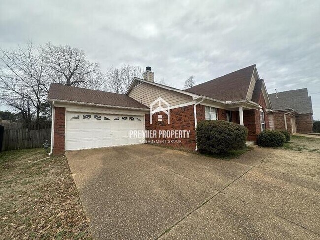 Foto del edificio - 5405 Corner Oak Dr