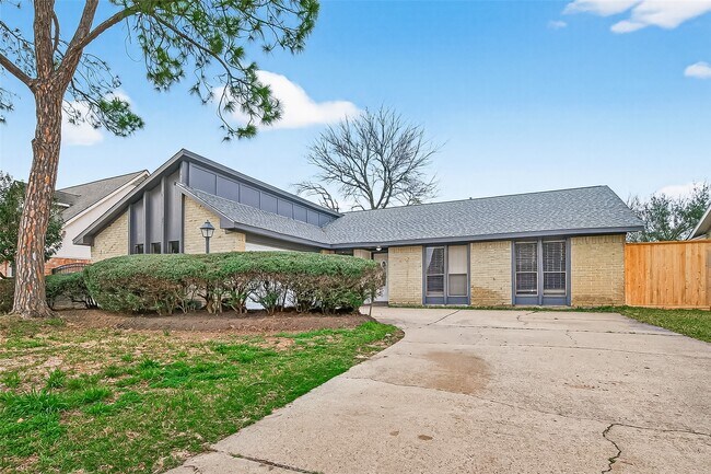 Foto del edificio - 21318 Park Brook Dr