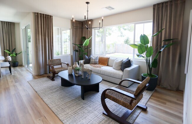 Foto del edificio - Gated Community, Pet Friendly, Upgraded Lifestyle - Now Available