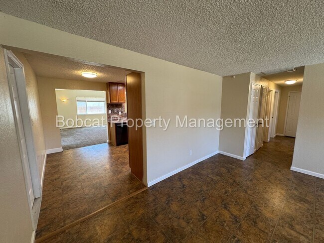 Foto del edificio - 3 Bed, 2 Bath, Home Located in Gardnerville