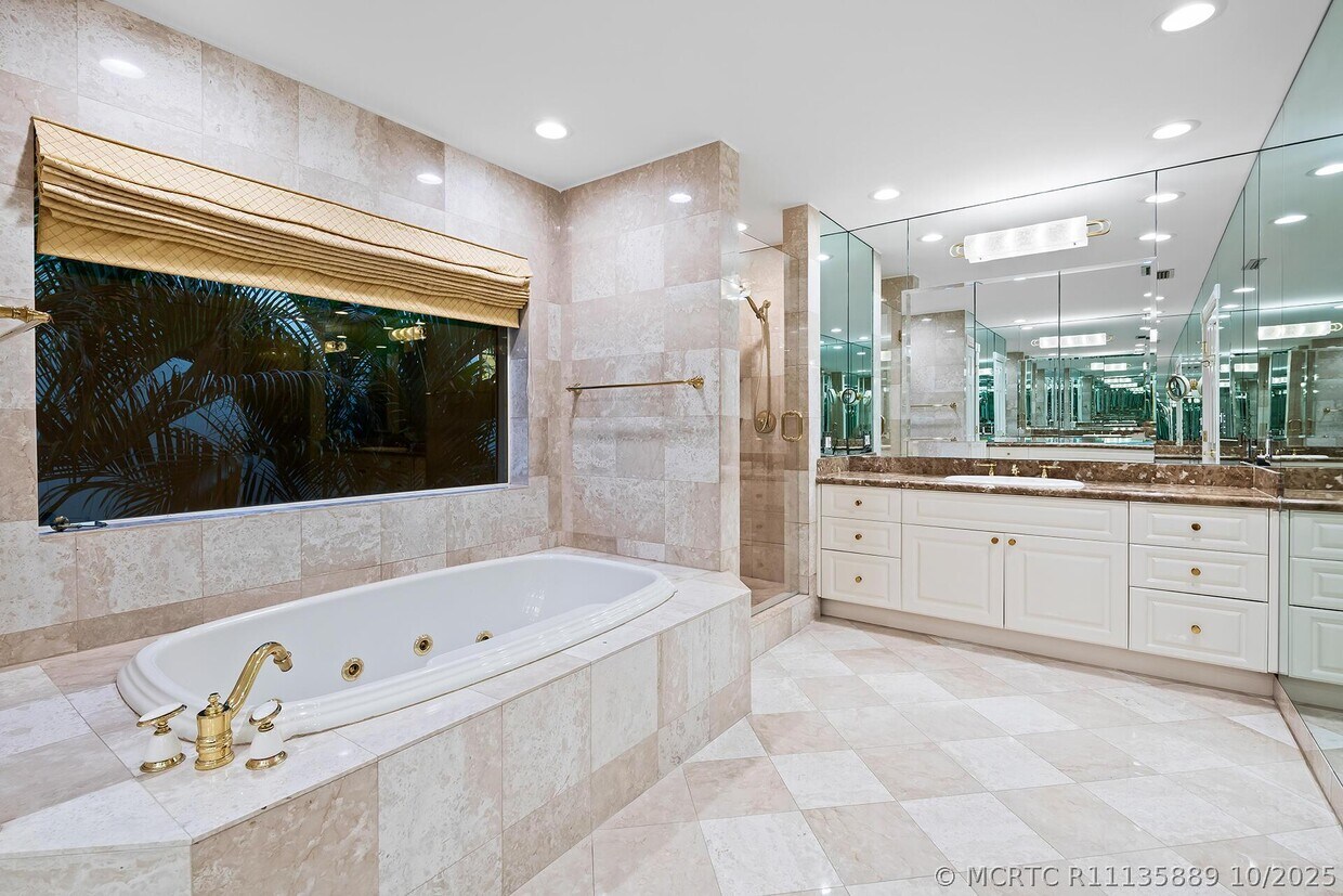 Building Photo - 413 Coconut Isle Dr