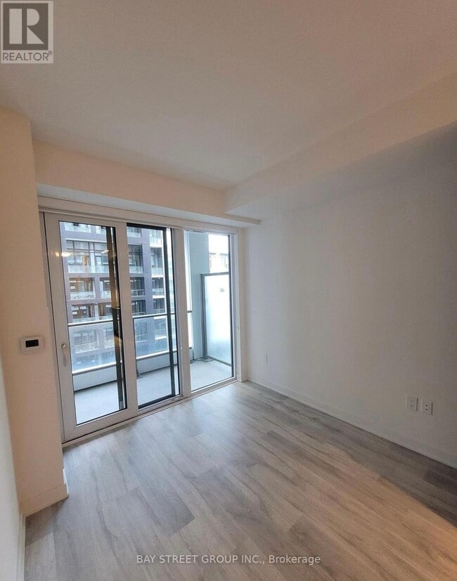 Building Photo - 121-121 Lower Sherbourne St
