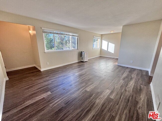 Foto del edificio - 1800 N Alvarado St