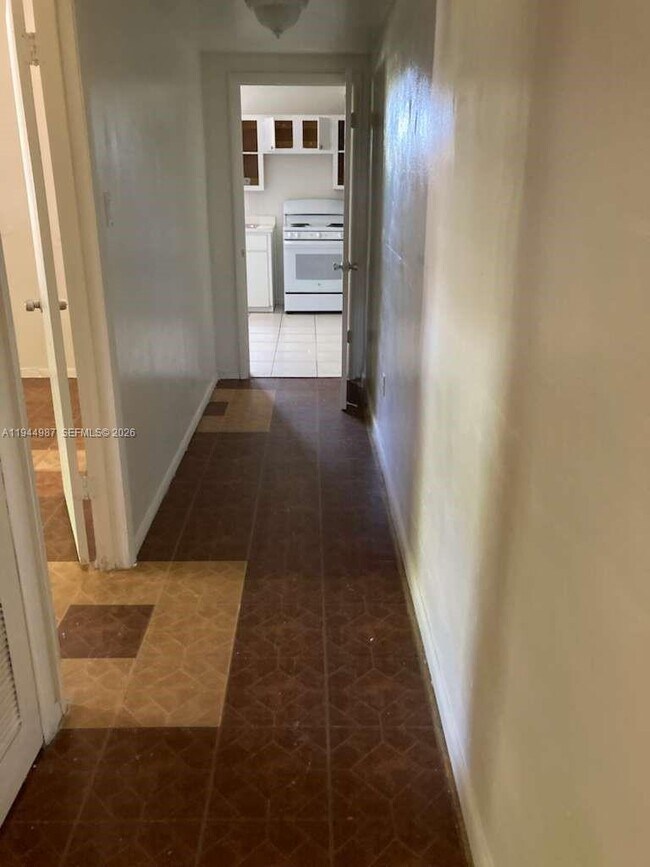 Foto del edificio - 18815 NW 33rd Ct