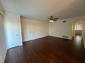 Building Photo - 16040 Leffingwell Rd