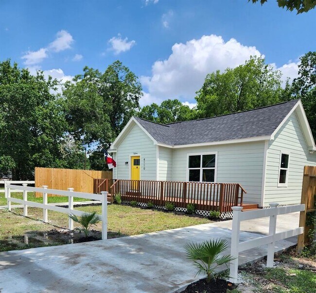 Foto del edificio - 4110 New Orleans St